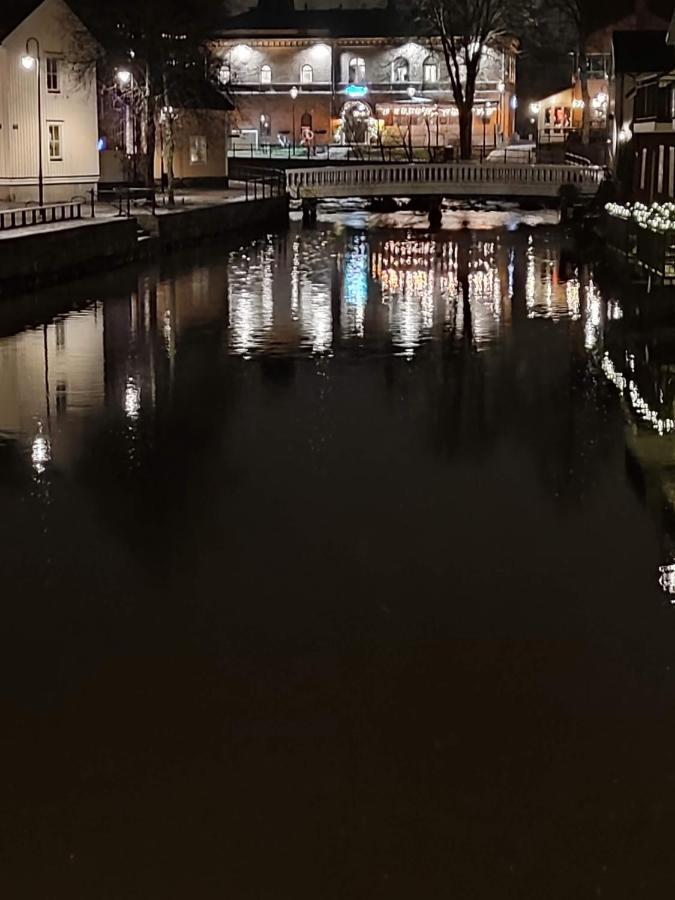Den Unika Sekelskiftsvaningen. Norrtälje Exterior foto
